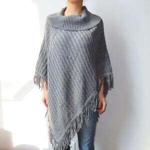 Jaclyn Smith Women's Grey Sweatshirt